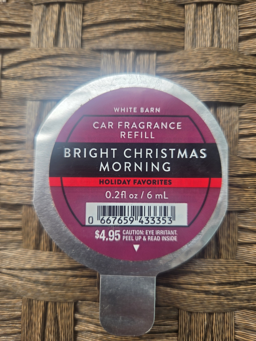 White Barn Bright Christmas Morning Car Fragrance Refill - Red